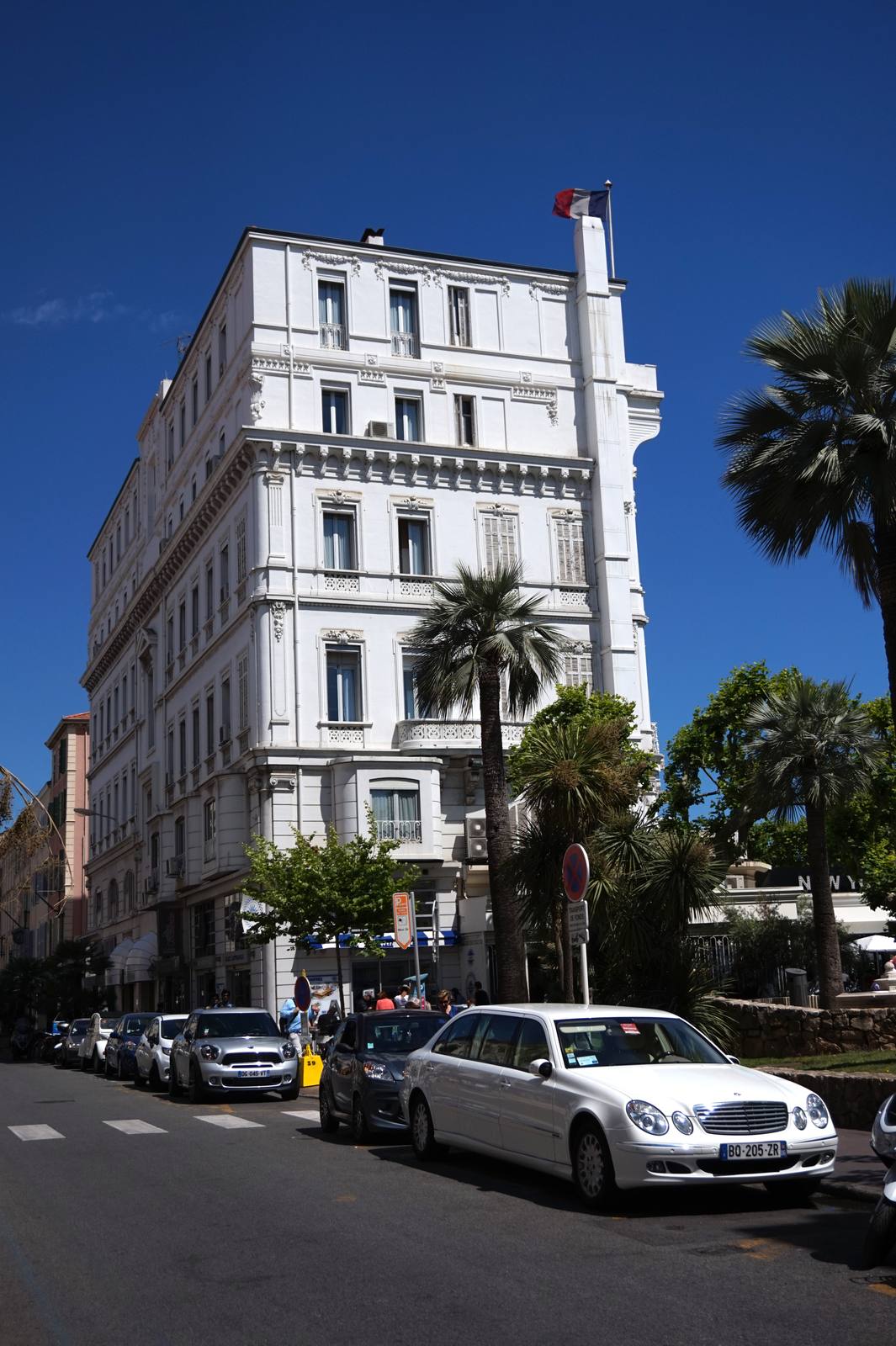 Rue Félix-Faure in Cannes: a ticket played faithfully for years has changed the life of a local player.